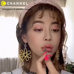 Large Glitter! Girly Makeup Tutorial😍 Instagram: @_twinkle_makeup_ For more details, please check their account! At C CHANNEL, you can view beauty videos on Instagram etc. Share on app and Instagram: @ cchannel_girls ♪ Maybe your posts will be introduced ♡ Please post your beauty videos! | C Channel