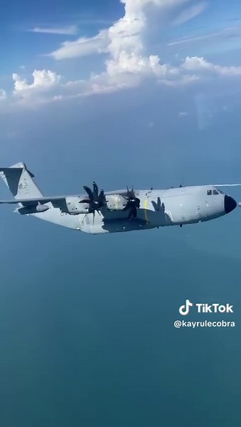 Tanker Airbus A400M TUDM (M54-01) Dari No.8 Skuadron