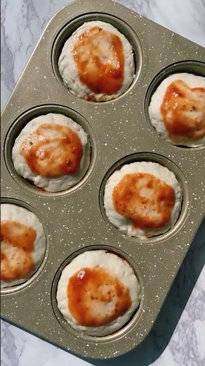 Garlic Butter Pizza Cupcakes 🍕 | Easy Pizza Snack Recipe