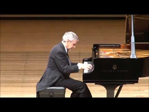 Debussy – Sarabande performed by Amaral Vieira, piano (video)
