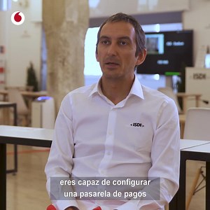 En dos o tres clics se puede crear una pasarela de pago para tu negocio en internet, sencilla y automática. Lo explica Rodrigo Miranda, director general de ISDI, la escuela de negocios digitales más prestigiosa de España. #BrandedContent con Vodafone Empresas. https://bit.ly/3jjSnni | El Español