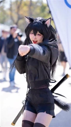 촬영장에서 Blake 코스프레 Dance 챌린지🔥 일본 클럽 댄스