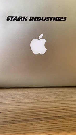 Done with one boot!!! Couple days left before my vacations to get the mark2 prototype ready for SDCC 🥵 #propmaking #propmaker #3dprinting #cosplay #tonystark #tonystarkcosplay #ironman #ironmancosplay #marvel #avengers #robertdowneyjr #rdj