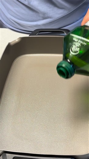 20K views · 253 reactions | I AM MAKING SOMETHING OUT OF NOTHING! I didn’t feel like leaving the house so I knew I needed to put something on the stove for my husband and two boys. This meal made turned out delicious. I hope you and your family enjoy it. | Lashonda Wilson | Facebook