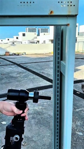 Smart Tool for Removing Stuck Bolts from Steel Structures | Bolt Extraction Method.