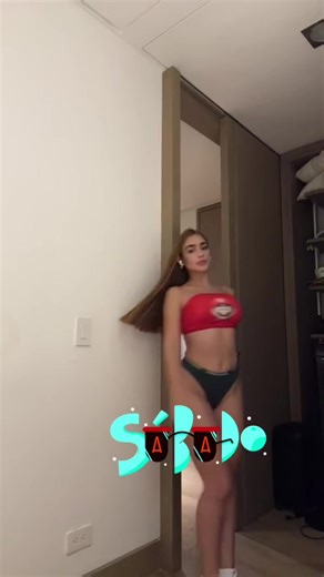 32K views · 1.5K reactions | #model #fit #gym #trending | Valentina R | Facebook