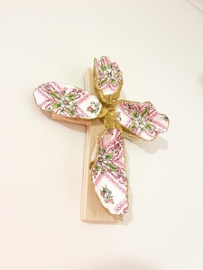 Oyster Shell Wooden Cross - Etsy Canada