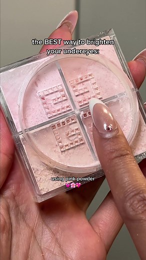 Brighten Your Undereyes with Pink Setting Powder from Givenchy Beauty!
