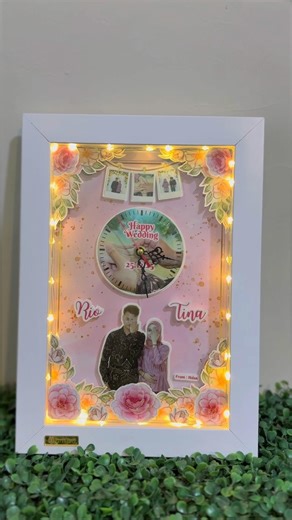 Pop Up Frame ukuran 20x30x3cm + Lampu & Jam Aktif
