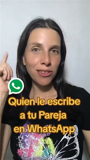 yeniantips on Instagram: "Descubre Quien le está escribiendo a tu pareja en WhatsApp #yeniantips #whatsapp #like4like #telefono #instagram #facebook #trucosytips #soycreadora #hacks #follow4follow"