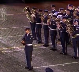 Greek Pride !! Amazing Sirtaki by The Hellenic Air Force at Red Square in Moscow, Russia !!. | Greeks Worldwide