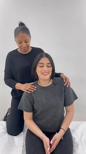 🔥🔥CT JUNCTION WAS LOCKED🔥🔥Receptionist had a habit of consistently self manipulating her cervical spine unnecessarily and as a protective response from the body her CT junction was LOCKED! Cervical spine was so HYPERMOBILE. YouTube: @drsholeenchandEssw Monday- Friday 10am -7pm 02 96327708For appointments book online via the booking link in bio!(Full Permission was obtained from the persons in this video prior to posting on social media platforms. This is a small snippet of the actual treatme