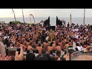 BALI DANCE | KECAK IN ULUWATU
