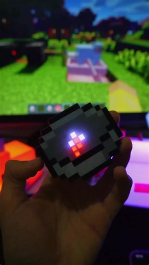 From the pixel world to your pocket 🧭✨ This Minecraft Compass Keychain isn’t just merch — it’s your symbol of direction, adventure, and nostalgia 💚 Tag your Minecraft buddy who always gets lost 👇 Shop now — link in bio 🔗 #Minecraft #MinecraftKeychain #GamingAccessories #MinecraftCompass #MinecraftMerch