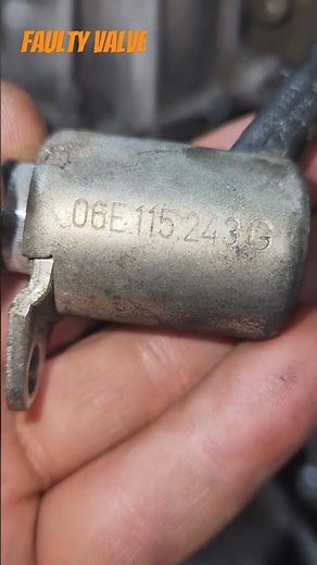 Porsche Cayenne 3.0tdi P164E00 Oil pressure control valve: electrical fault(No check engine light)