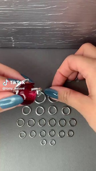 Chunky Bead Necklace Tutorial: Easy Steps to Create