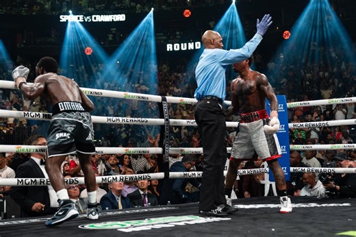 Crawford Responds To Spence's Eye Injury Excuse