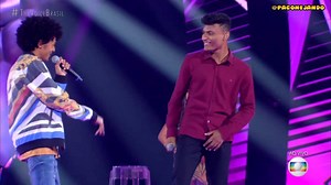 Os caras são bons até cantando funk, seleko!! 🔝❤️🎵👏 Ramon e Rafael - Parado no Bailão Fabiana Oliveira - Notificação Preferida | Pagodinhos