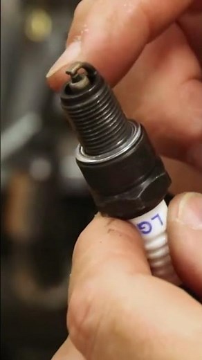 How to Tell When a Spark Plug Needs to be Replaced | #shorts #sparkplug #mower