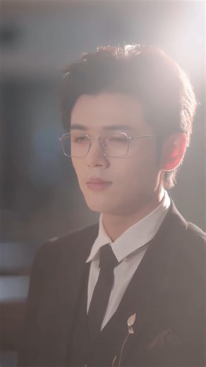 Short Drama Fan on Instagram: "No Love = Untouchable 👑🔥 🔥Search "1d368o" on HoneyReels App to watch! 🔥Or Watch more interesting plays on the homepage link. #HoneyReels #cdramalovers #cdrama #ChineseDrama #shortdrama #短剧 #miniseries #kiss #cdrama #chinesedrama #minidrama #kiss #love #watching #watch #EmotionalStory #emotional #mydrama #dramalovers #DramaSeries #dramaqueen #dramatic #drama #seriestv"