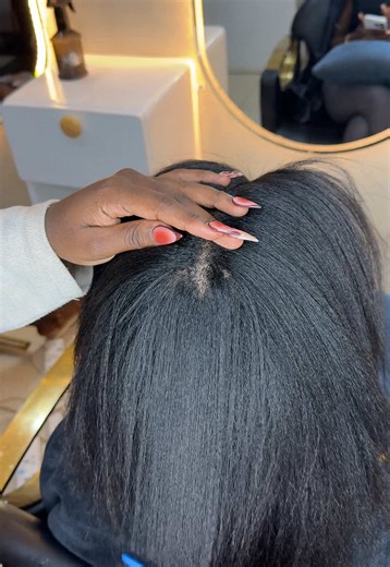 Sleek bun 🥰🥰🥰 #hairbytavi 0.7.5.7.2.2.0.1.3.1 #foryoupage #fyp #ntindasaloons #cornrows #trendingvideo #viral_video #hair #trending #trendinghairstyle #foryou #sleekponytail