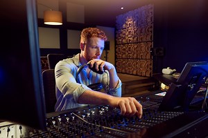 🎚 Hol' dir das neue EXOVERB MICRO von Dear Reality und bring deine Stereoproduktionen auf das nächste Level! 🎛 Seine unglaubliche Leistung, sein intuitives Design und sein attraktiver Preis von $25* machen #EXOVERBMICRO ideal für Profis und Einsteiger. *zzgl. lokaler Mehrwertsteuer Erfahre mehr: https://bit.ly/3o31VZm | Sennheiser