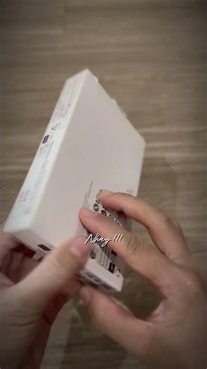 Bộ phát Wifi 4G 5G cầm tay Galaxy 5G Mobile Wi-Fi SCR01