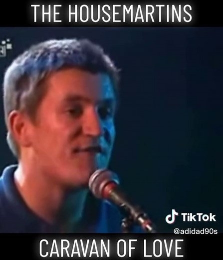 The Housemartins - Caravan of love (live 1986) . . . . #paulheaton #paulheatonjacquiabbott #jacquiabbott #thehousemartins #housemartins #80s #christmas #caravanoflove #80smusic #casuals #christmassong #80sbaby #90s