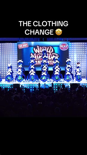 Mega Unity Dance Team: Epic Hiphop Cosplay Performance