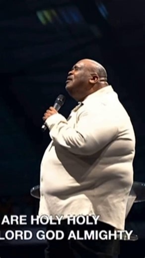 “Holy, holy are You, Lord God Almighty. Worthy is the Lamb.” Agnus Dei — a worship declaration by Eddie James, proclaiming the holiness and worthiness of Jesus, the Lamb of God who reigns forever. May this song lead you into a deeper place of worship, reverence, and surrender. #AgnusDei #EddieJames #HolyHoly #LordGodAlmighty #WorthyIsTheLamb | Eddie James (Official)