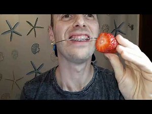 Mangiare con Headgear braces