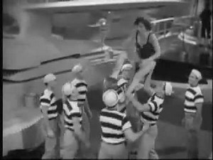 MARTHA RAYE sings" MAMMA".