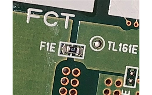 柯美c266黑色对位不准，字空芯，清idc传感器好了。报6756和前门打开两个错误，f1e保险烧了，短接一下好了。