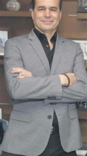 🕯️ Localizan sin vida a empresario tequilero en Jalisco Adrián Corona, presidente de Grupo Corona, fue hallado sin vida en Atenguillo tras haber sido reportado como desaparecido en diciembre. ⚖️🚨 La Fiscalía de Jalisco investiga el caso para esclarecer los hechos y dar con los responsables. #Jalisco #Noticias #Seguridad #Investigación #AdriánCorona #GrupoCorona #Justicia | Informa Oriente