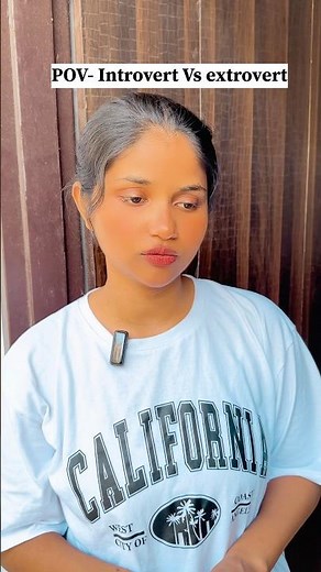 introvert vs extrovert 😂#relatable #introvert #extrovert #funny #comedy #comedyshorts #shorts