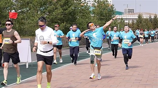 Astana : des milliers de coureurs à la course Run for Autism pour l'inclusion