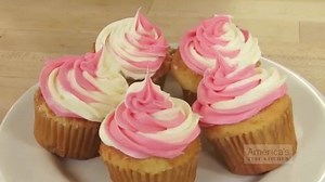 Réalisez un glaçage cupcakes comme un pro..! | Gâteaux et Délices