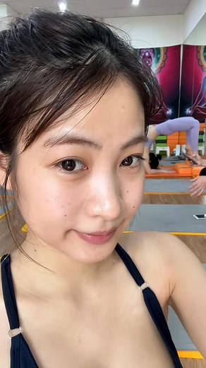 319K views · 2.1K reactions | Mặt mộc nhưng mà không mộc #met53 #reviewlamdep #goclamdep [ig: samsam_m53] [ID tiktok: samsam_m53] [ ID shopee: ngoc.luong.12.09_2000] | Mét Năm Ba | Facebook