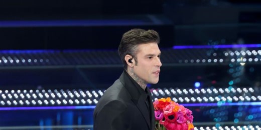 Testo e significato della canzone "Battito" di Fedez a Sanremo 2025