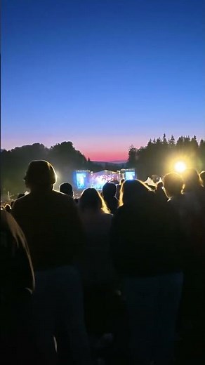 Bagossy Brothers Company – Van ez a hely (Élő koncert Csíksomlyón, 2025) | Népzenei különkiadás