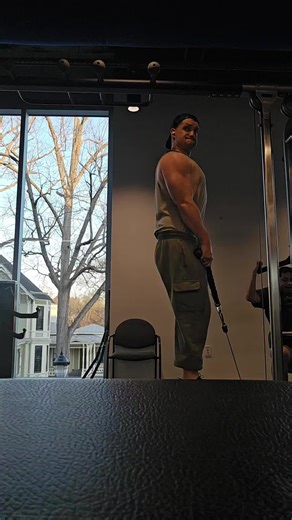 Effective Shoulder Shrugs for a Complete Workout