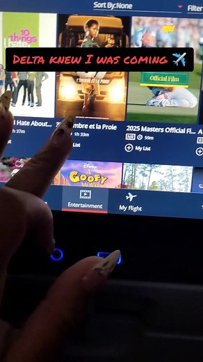 Top In-Flight Movies for Your Vacation