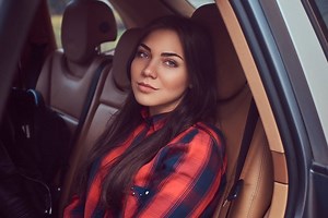 Flannel Look: Inspiration, Outfit Ideas and Style Tips - 90s Fashion World