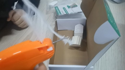 Watch how to use tagging gun on Amazon Live