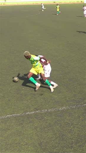 He won’t come close next time 😁😁