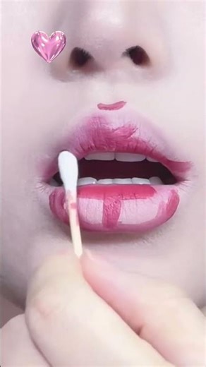 3D lips tutorial – your lips but fuller & glossier 💋