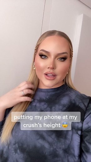 Discovering Love with Someone of the Same Height