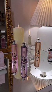 Let’s talk honestly about the new Dior Addict Rosy Glow scents. These are very light, think skin-close, barely there, two hours max. They feel more like fragrance essences than full perfumes. Peach Glow — The opening turns funky on my skin and dries down plasticky. Easily my least favorite of the three. Rosy Glow — I prefer this one in the dry down. It settles into a soft, floral-powdery rose that feels gentle and slightly sweet. Still very light and fleeting, but the most pleasant wear over tim