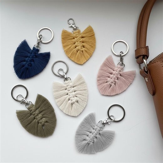 Macrame Leaf / Feather Keychain – Handmade Cotton Keyring, Boho Bag Charm - Etsy