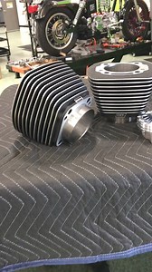 Fuel Moto 95” kit for the dirty Dyna. CP Carrillo pistons, cylinders out of Viola, WI 😉. Full info & product release next week! #fuelmoto #fuelmotousa #twincam #bigbore #madeinwisconsin | Fuel Moto